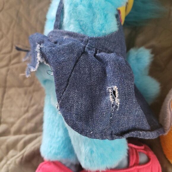 Bright Blue Hand Puppet - Picture 3 of 5